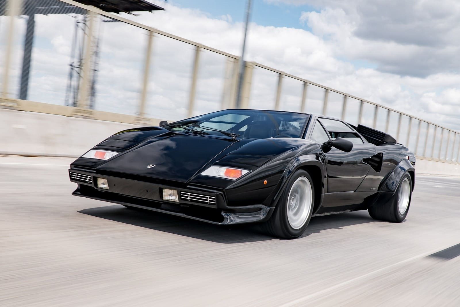 A História do Lamborghini Countach Carros e Afins