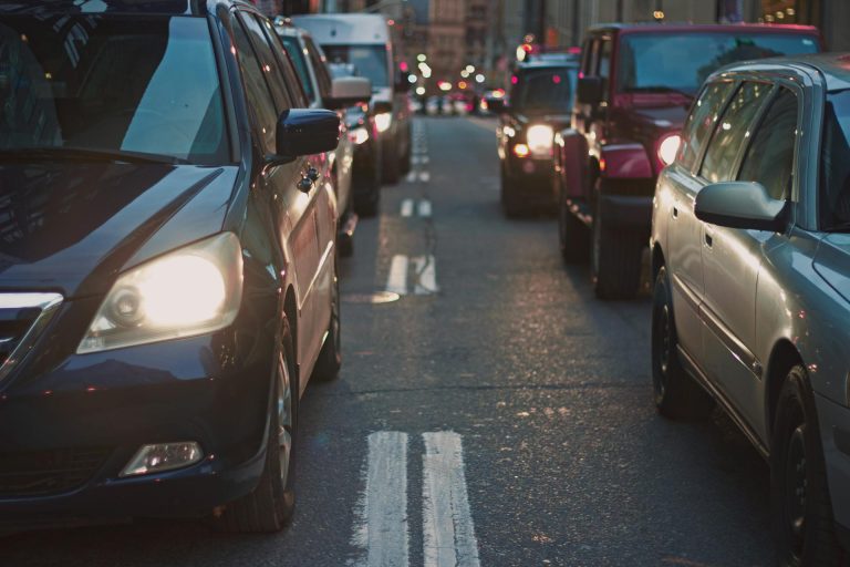 Digitalização de serviços do Detran: comparação entre estados