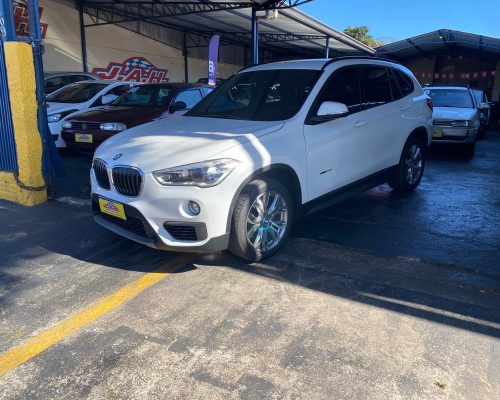 BMW-X1B18-001