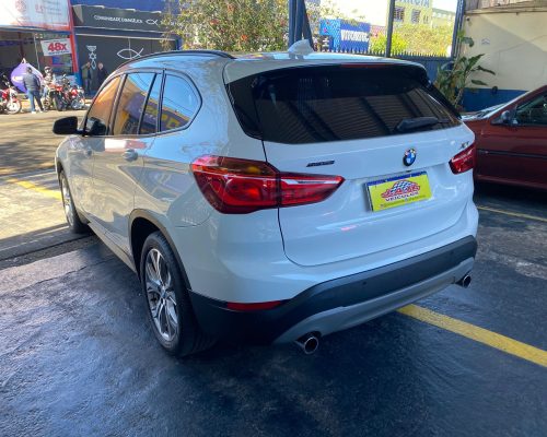 BMW-X1B18-004