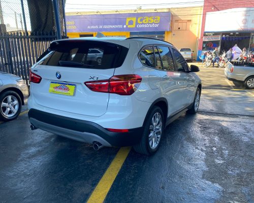 BMW-X1B18-006