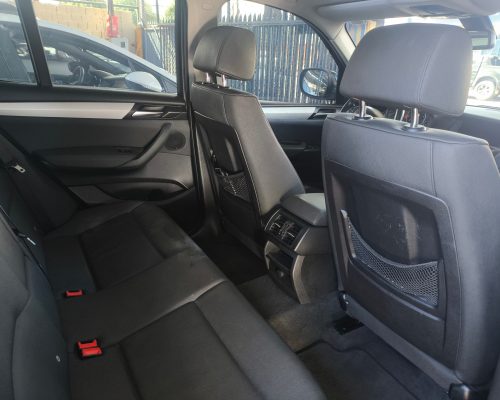 BMW-X3P14-011